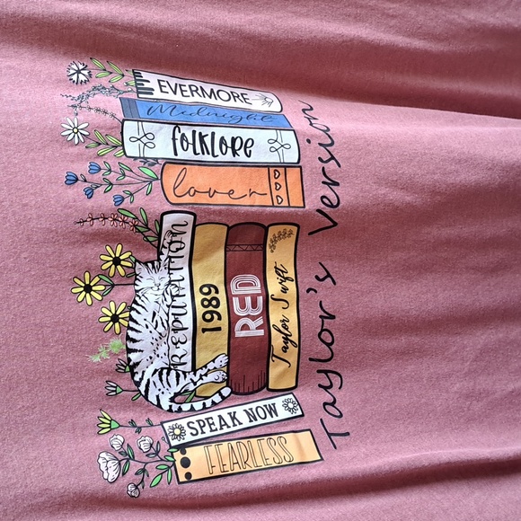 Canvas size L mauve Taylor's Version album books Taylor Swift short sleeve tee - Picture 3 of 5